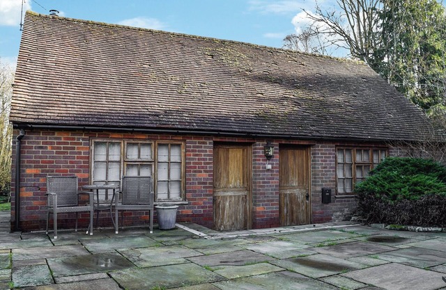 A Chilterns getaway, perfect for couples wishing to explore this beautiful part of the country.