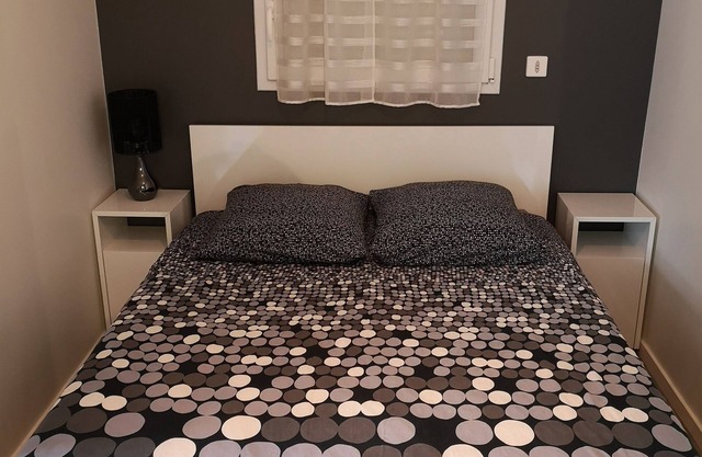 1 Bedroom Apartment in Fresnes