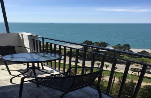 Apartamento de 1 dormitorio con una hermosa vista al mar