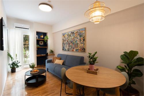 1 Bedroom Apt Next To Metro and 20' From Acropolis