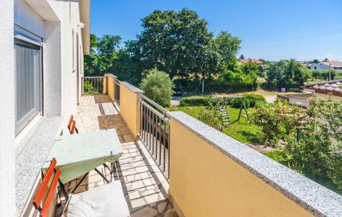 1 Bedroom Awesome Apartment In Marcana