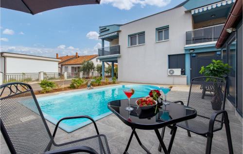 1 Bedroom Awesome Apartment In Vrh