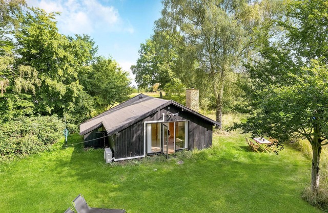 Bonita casa en Jægerspris con cocina