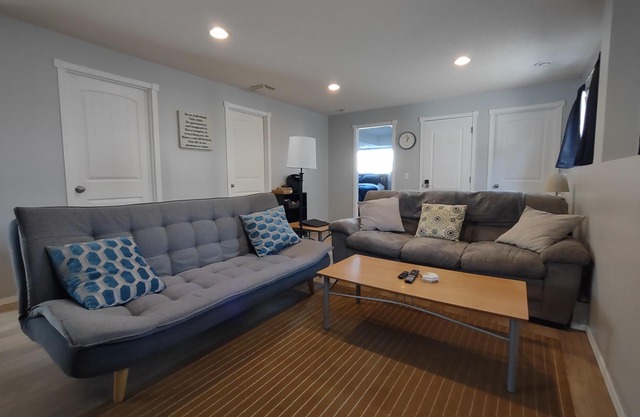 1 Bedroom Basement Suite - Fully Stocked, Clean & Pet Friendly!