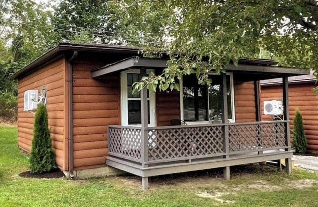 1 Bedroom Boho-Style Cabin Near Cave Run Lake #6