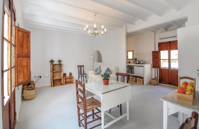 1 Bedroom Cozy Apartment In Altea