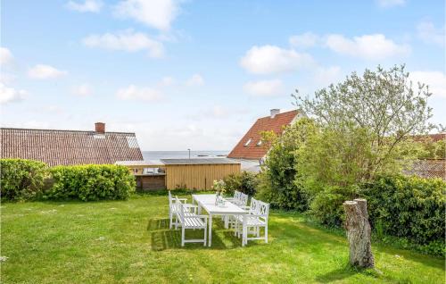 1 Bedroom Gorgeous Apartment In Svaneke