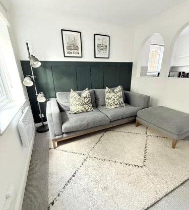 1 bedroom house