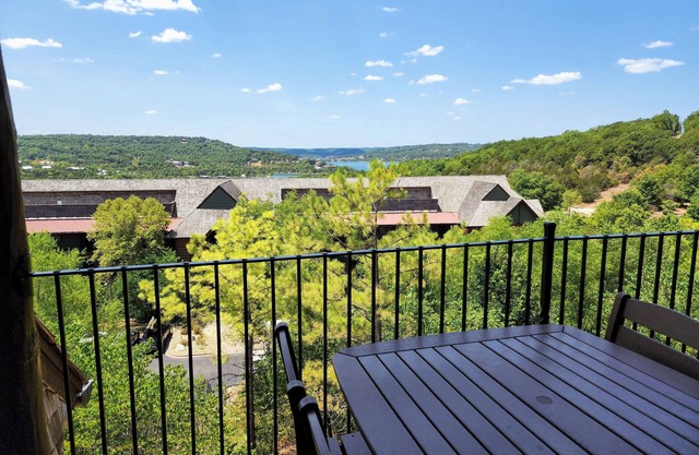 1 Bedroom Lodge, WILDERNESS CLUB AT BIG CEDAR Ridgedale, MO