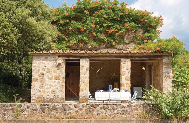 Bonita casa de 1 dormitorio en La.