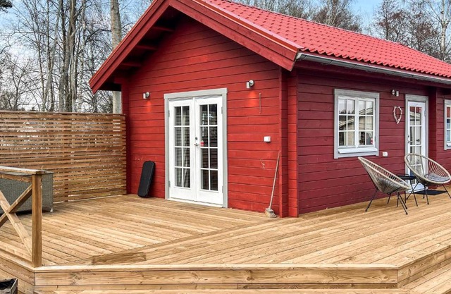 1 Bedroom Nice Home In Färjestaden