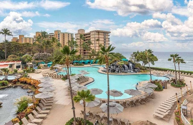 1-Bedroom Ocean View at Hilton Ka'anapali: Stunning Views, Pools & Island Luxury