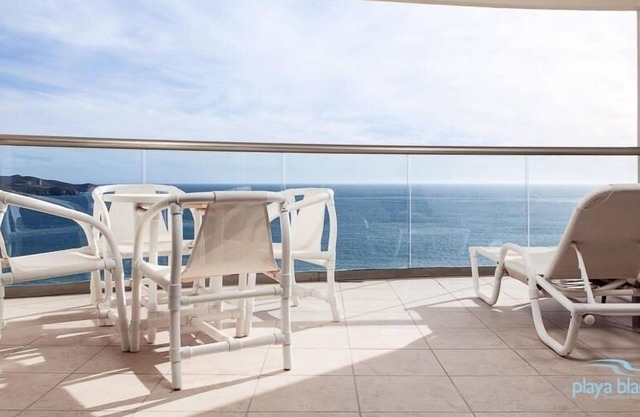 1 Bedroom Playa Blanca 1404 Condo by RedAwning