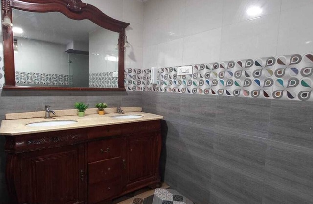 1 bedroom villa in mumbai