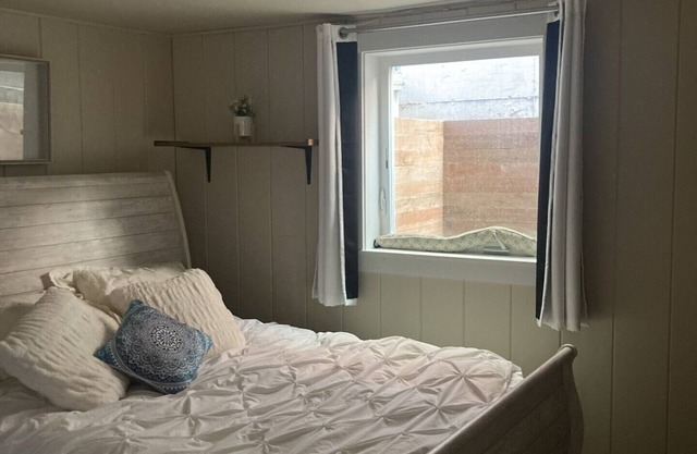 1 Bedroom w/ bathroom and kitchenette -shared laundry.