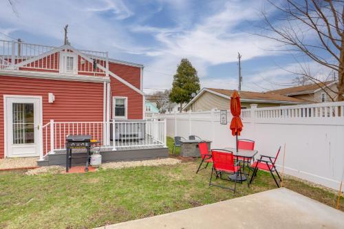 1 Block to Beach Home with Hot Tub in Port Clinton!