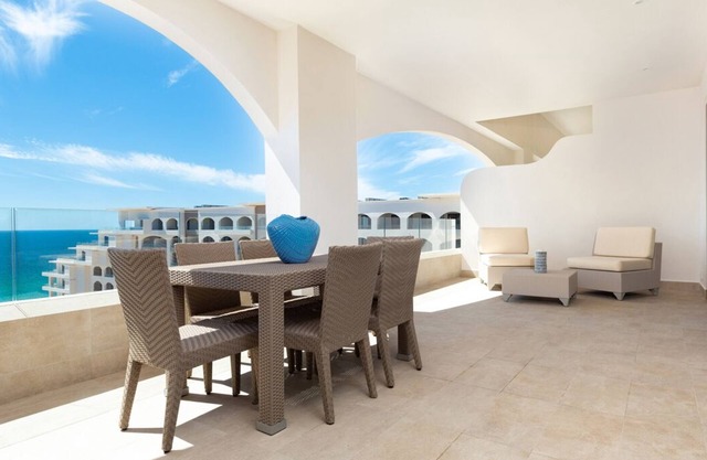 1 BR available in Villa la Valencia