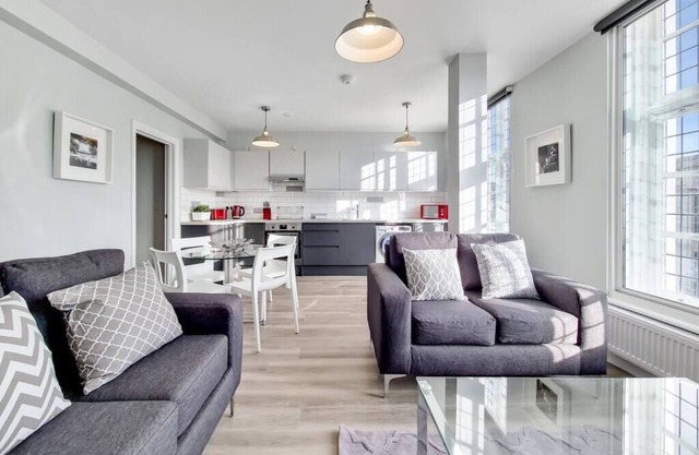 1 Brewers Lane - 1 bedroom apartment