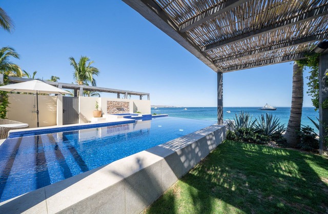 1 Homes Cabo