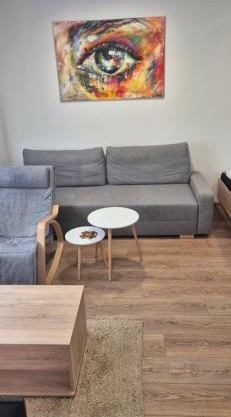 1 izbový pekný apartmán s neskorým odchodom až do 14 hodiny