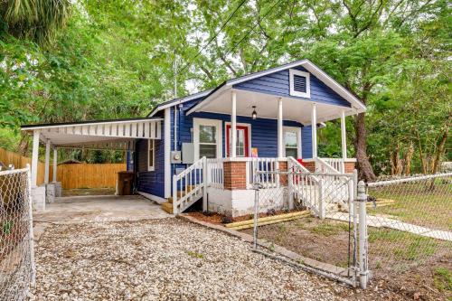 1 Mi to Ocala Dtwn Square Home with Yard!