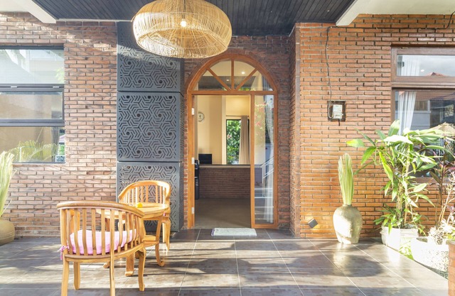 1 Minute to a Water Park! Spacious 2 Bedroom Villa With Private Pool