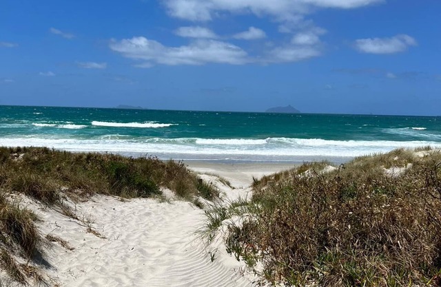 1 MINUTE WALK = RUAKAKA BEACH