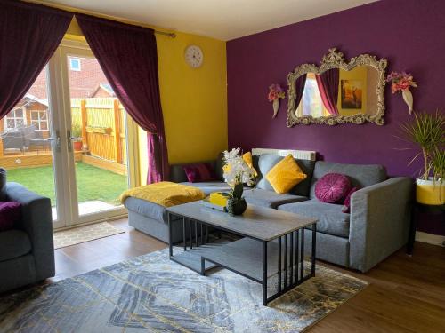 1 minute walk to Liverpool Stadium Free Private Parking, Anfield Liverpool Entire House