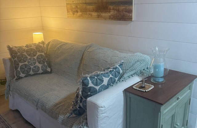 1 minute walk to Wells beach-1Br Beach Condo in Wells-A Perfect Coastal Escape!