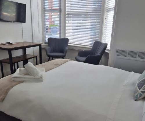 #1 Portsmouth Studio Apartment