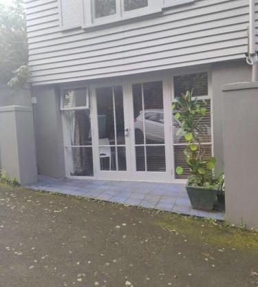 1 Queen Bed and 1 Sofa Bed, Serviced Studio B