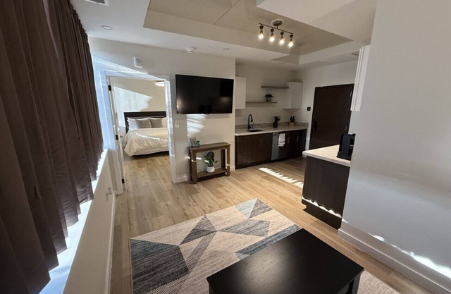1 - Serenity Suite - 1 - Reese Tower