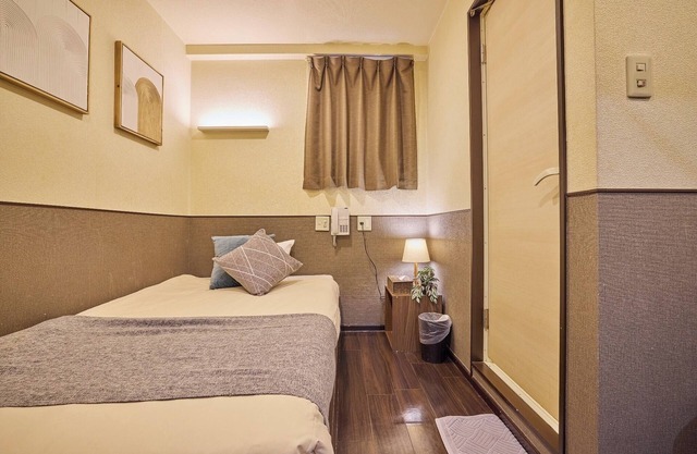 1 single bed Pocket WiFi / Shinjuku-ku Tokyo
