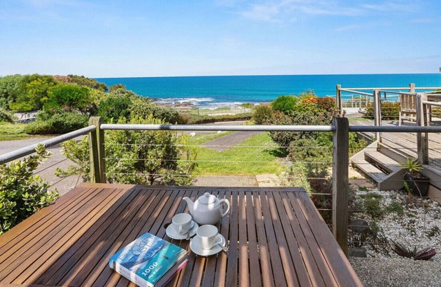 1 Whitecrest Resort - Pool & Amazing Ocean Views