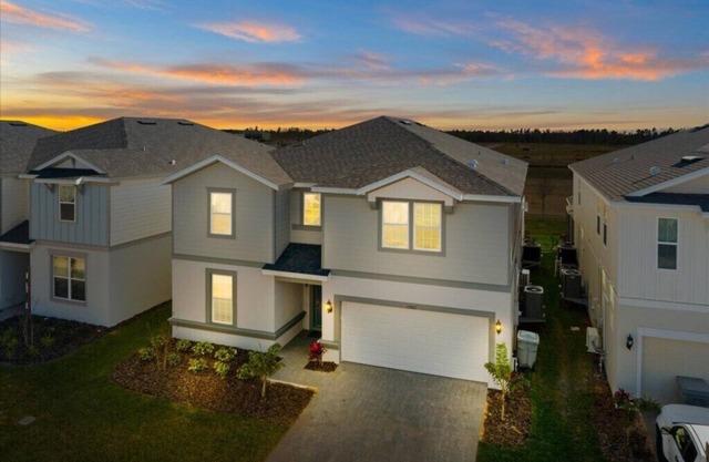10 Bedrooms/8 Bathrooms/Windsor Cay (15981CC)