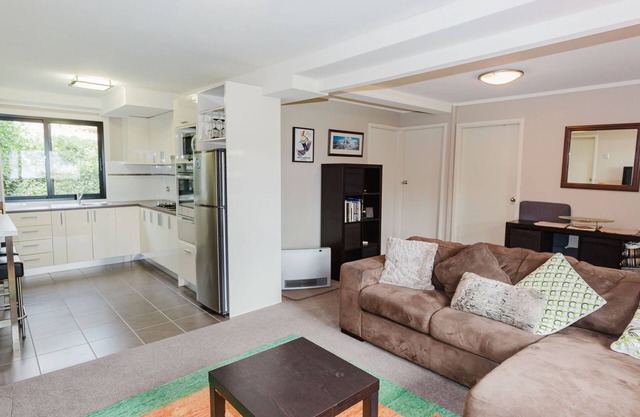 10 Kanangra Unit - 2-10 Kanangra Crescent