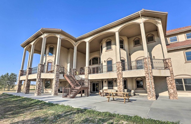 Luxe Hudson House w / Mtn vistas - ¡30 minutos a Denver!