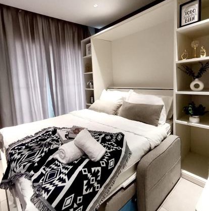10 min to Subang Airport 2pax Free Parking Studio