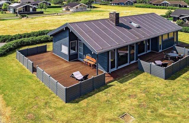 10 person holiday home in Rudkøbing-By Traum