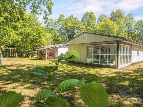 10 person holiday home in Glesborg-By Traum