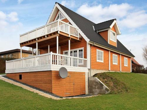 10 person holiday home in Bagenkop