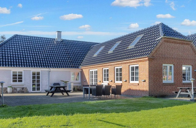 10 personas casa en Fur-By Traum