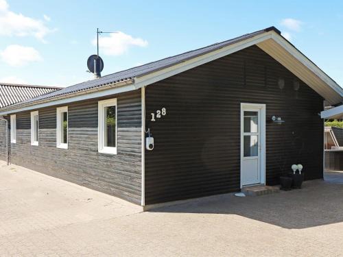 10 person holiday home in Hadsund-By Traum