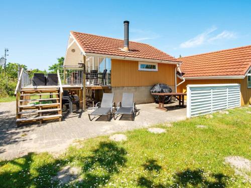 10 person holiday home in Skjern-By Traum