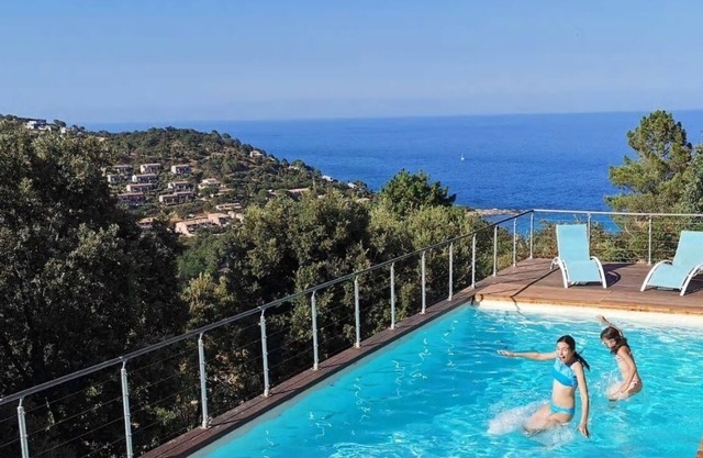 100% felicidad excelente villa con vista al mar cerca de la playa, entorno idílico