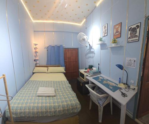 100 Luxury Studio Apartment with private balcony