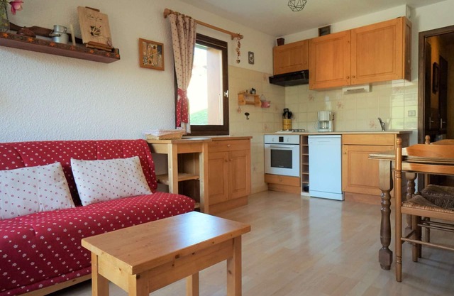 100 meters from the slopes, Large Terrace and Mountain View