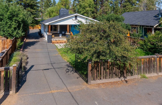 1000ft 3Bed Private Suite *Hayden