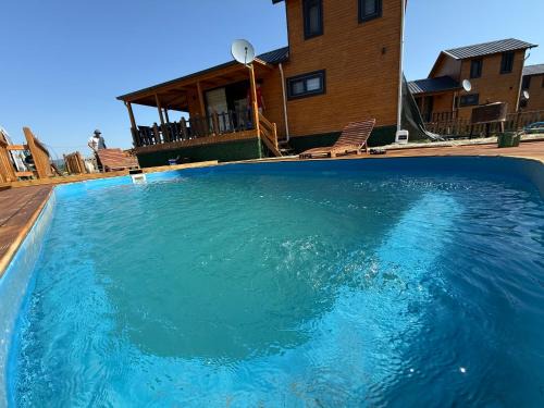 101 Gün Kiralık Havuzlu Lake House kayacık