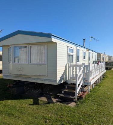 104-2 coral beach 8 berth 4 ADULTS MAX LEAD PERSON MUST BE OVER 30